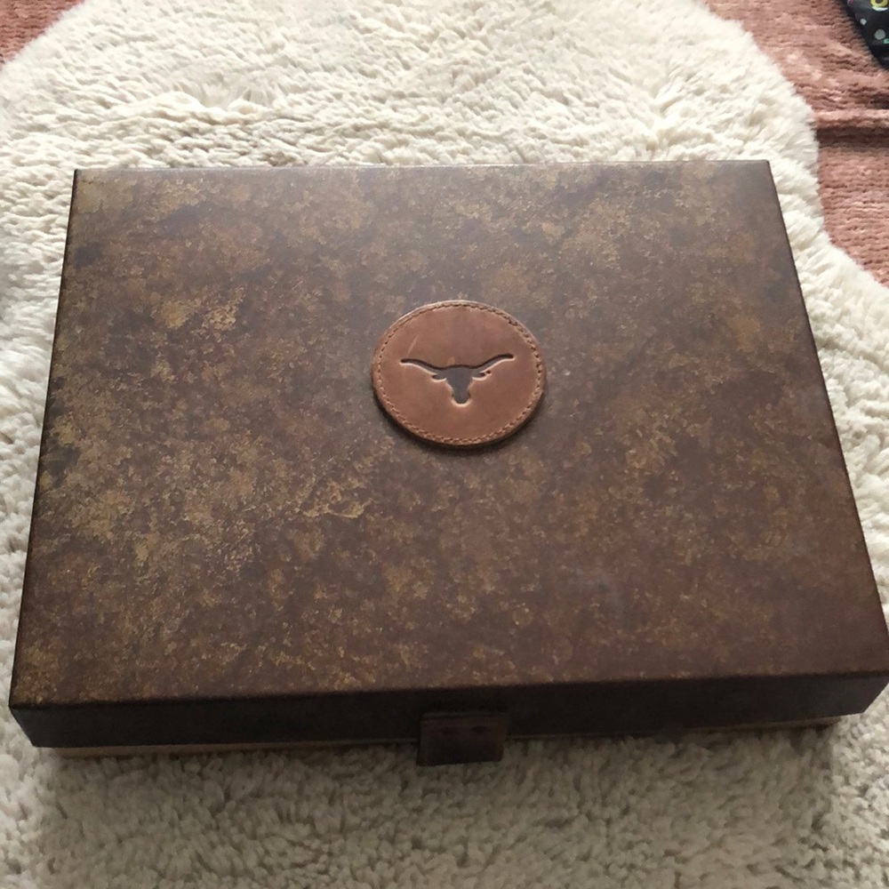 EUC TX Longhorns metal top box